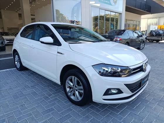 VOLKSWAGEN POLO 1.0 200 TSI COMFORTLINE AUTOMÁTICO